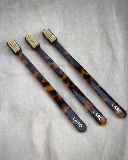 Laro x Koh-I-Noor Signature Toothbrush